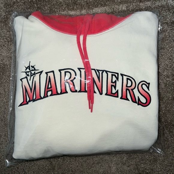 New Era Seattle Mariners Hoodie 2023 - Picture 8 of 11